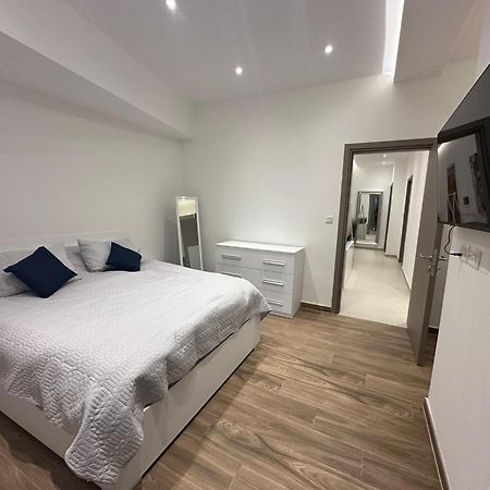 Acacia Avenue Apartments Is-Swieqi Esterno foto