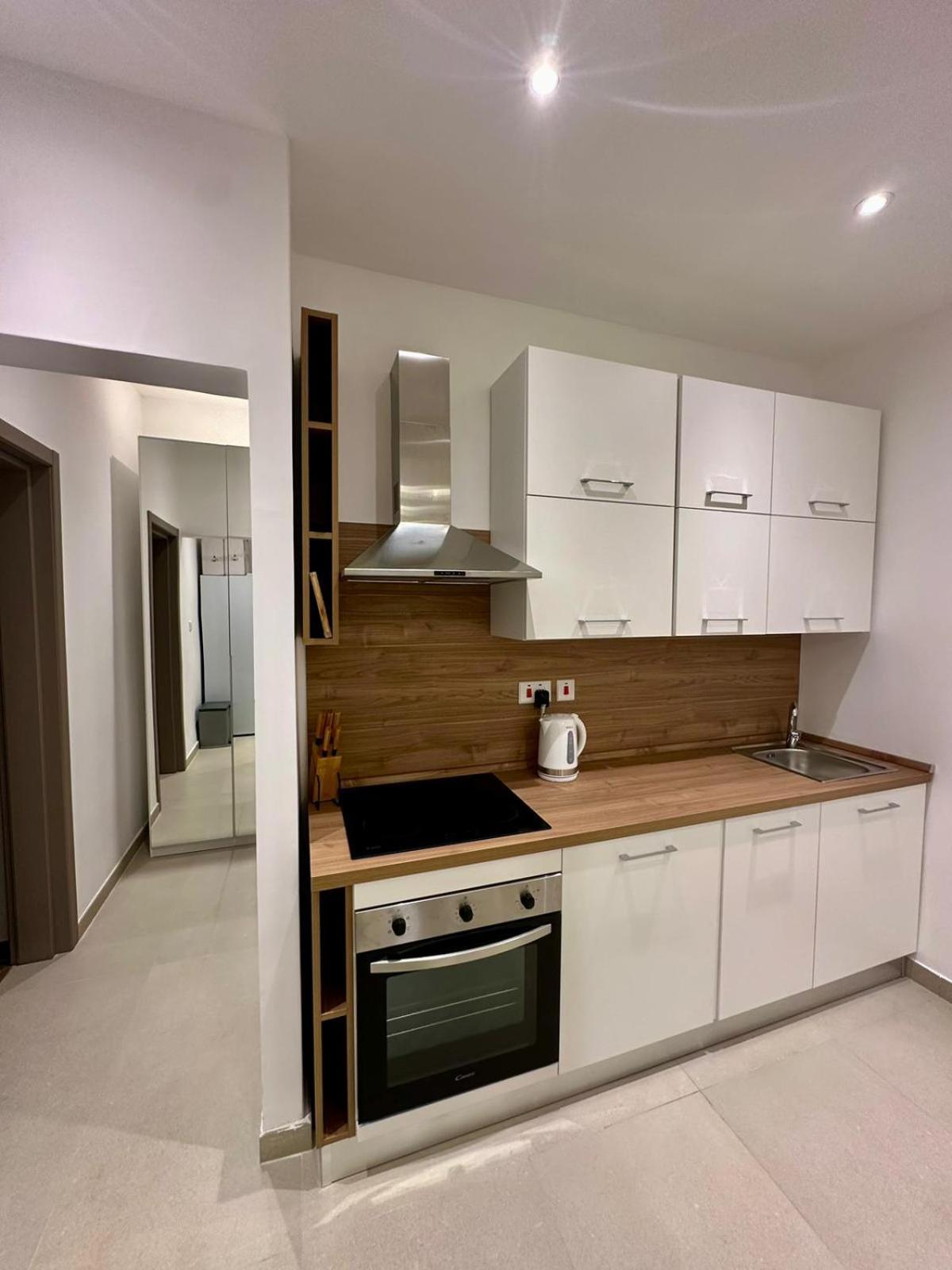 Acacia Avenue Apartments Is-Swieqi Esterno foto